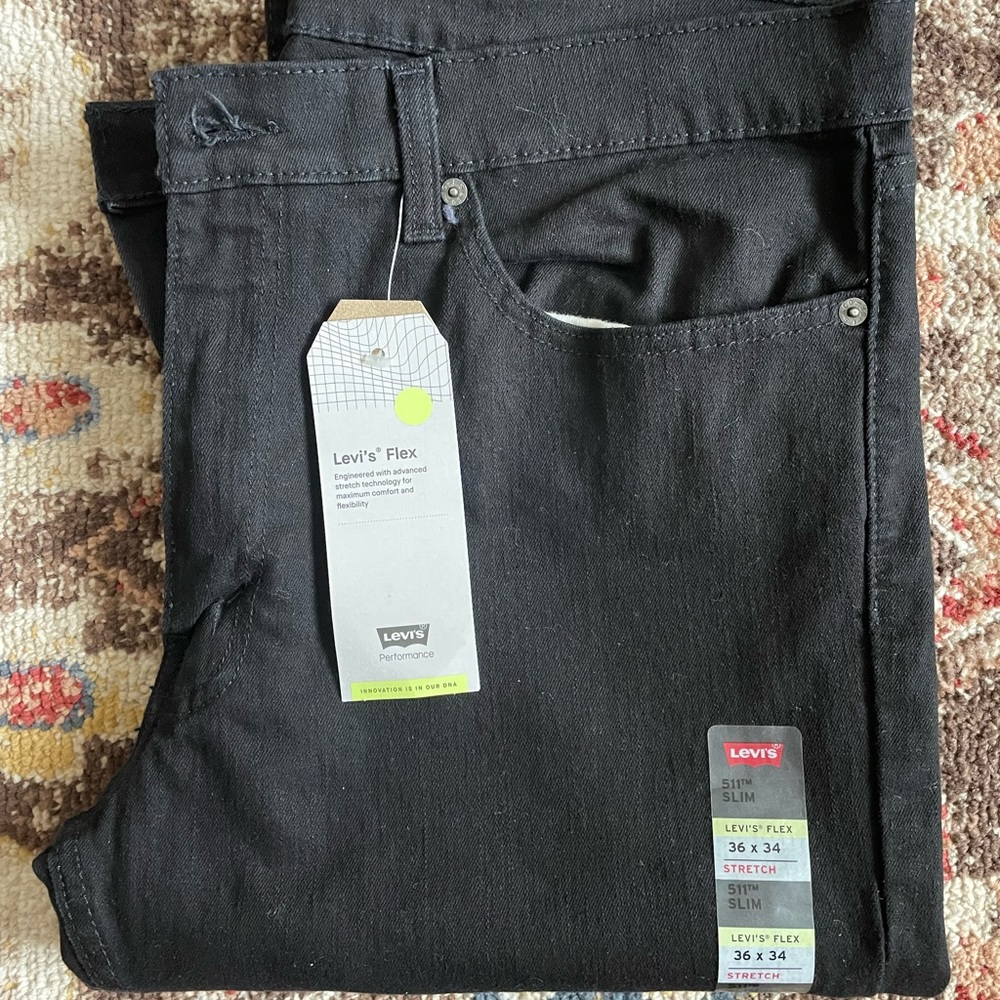 NWT Levi’s Flex 511 Slim Fit Jeans - 36x34 - Black